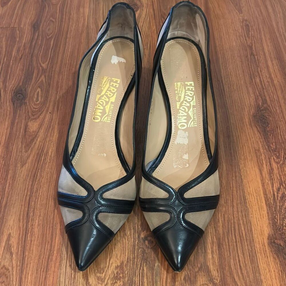 Ferragamo black leather heels pumps with mesh insert pointy to size 9 1/2 made i